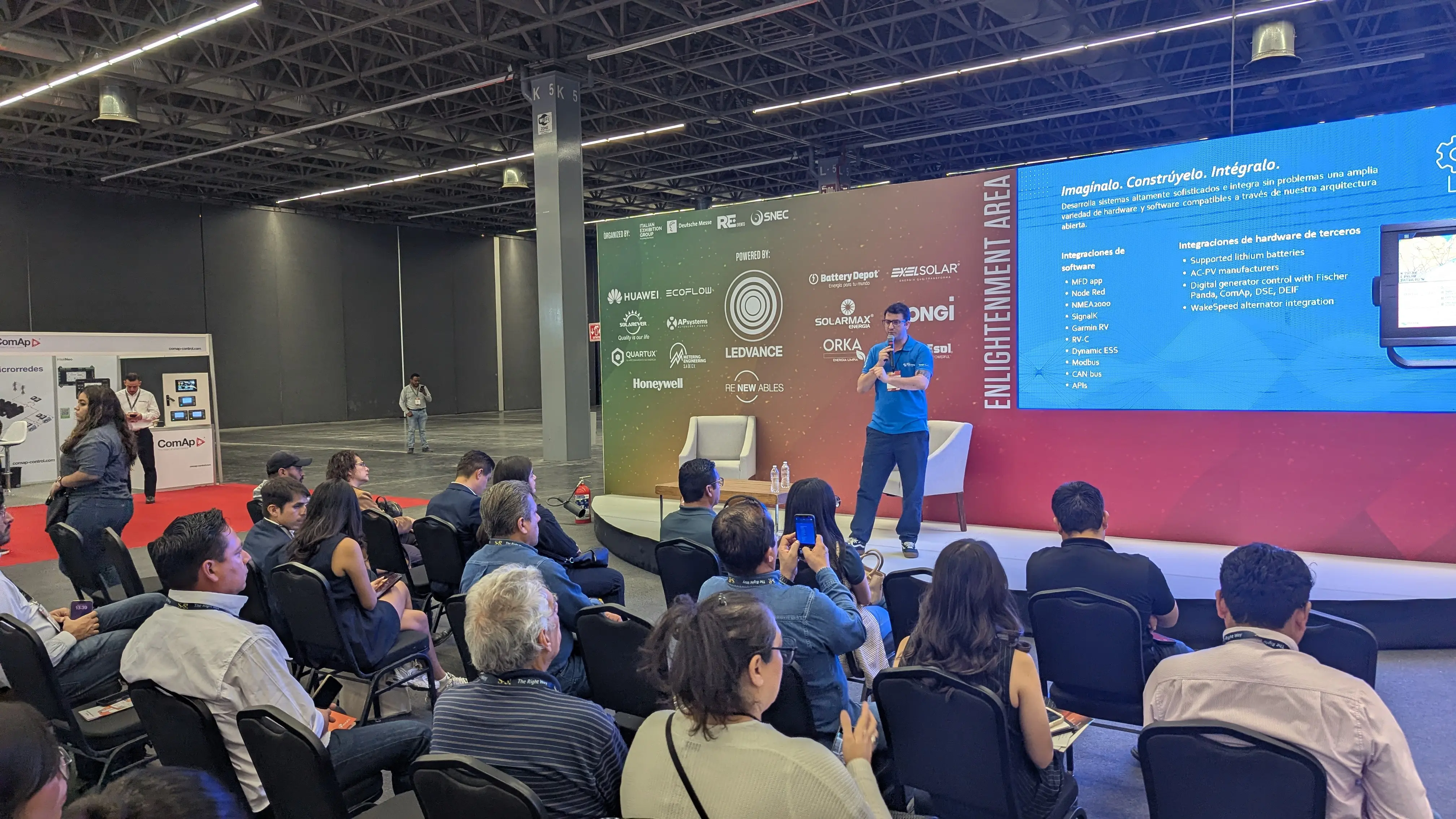 Conferencias y capacitaciones del Enlightenment Area